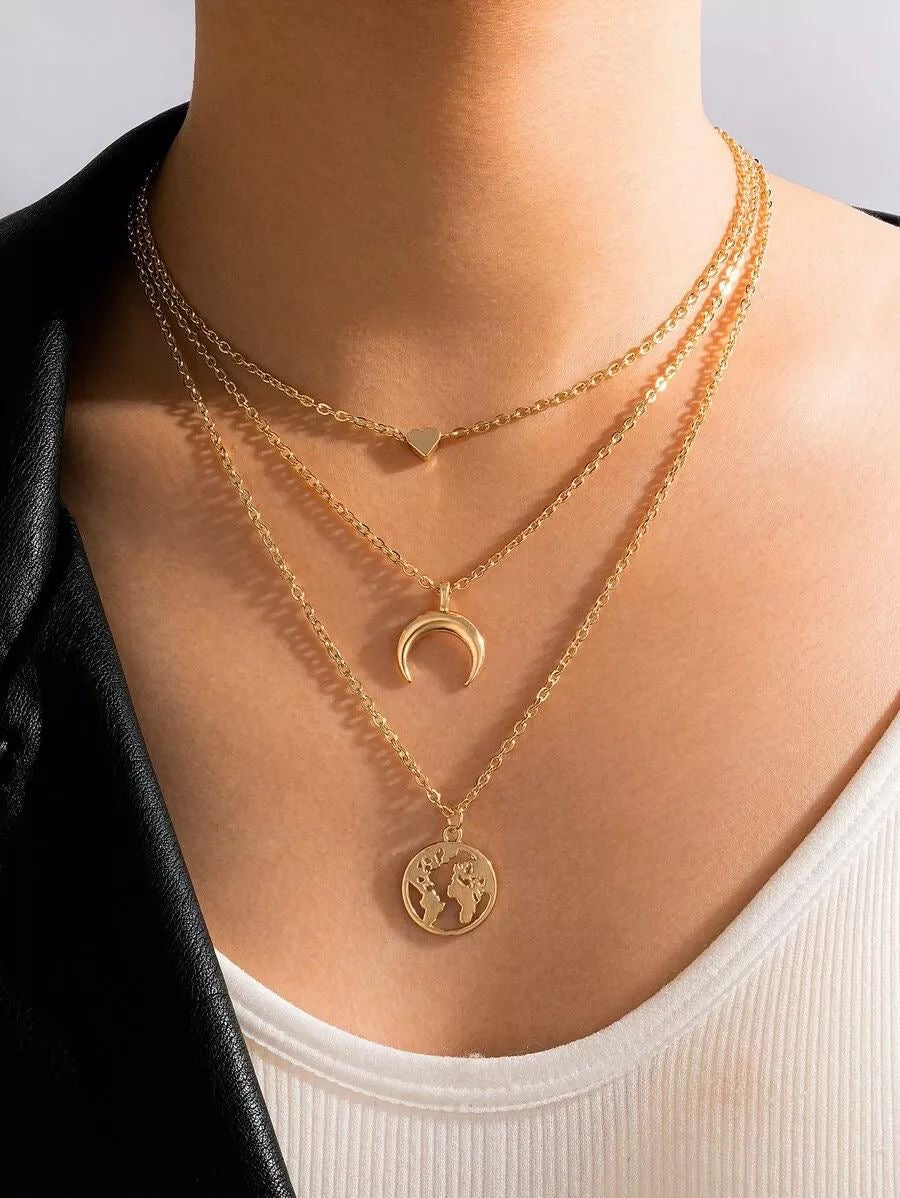 Three layer fashion necklace