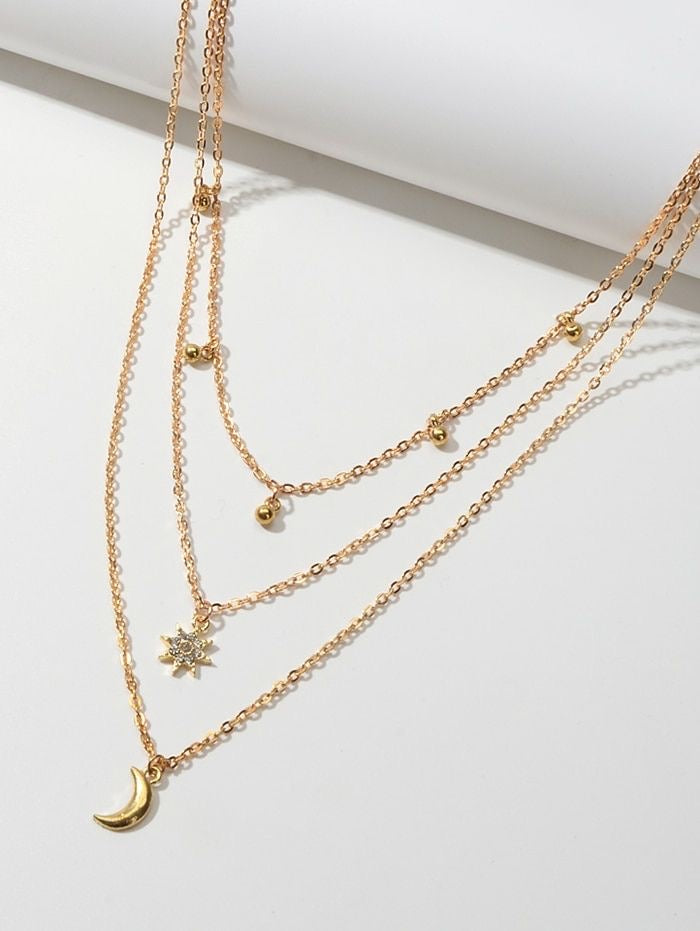 three layer fashion necklace