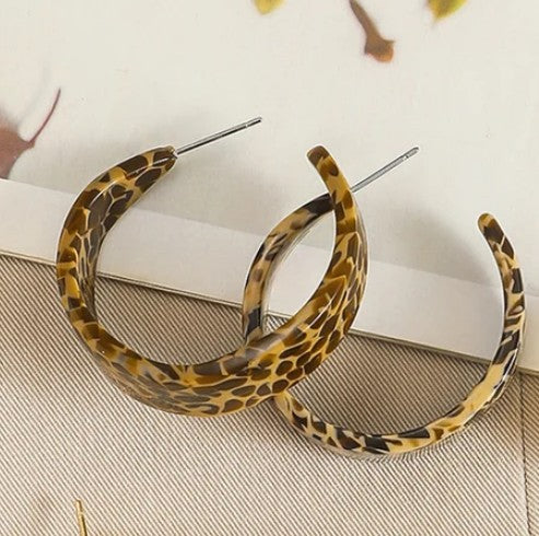 Hoop Earrings Leopard Drop Earrings Acrylic Turtle Earrings Light Resin Circle Geometric Mottled Statement Prom Open Hoop Dangle Earrings Jewelry for Women