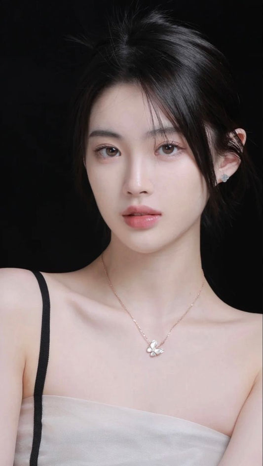 gold butterfly necklace