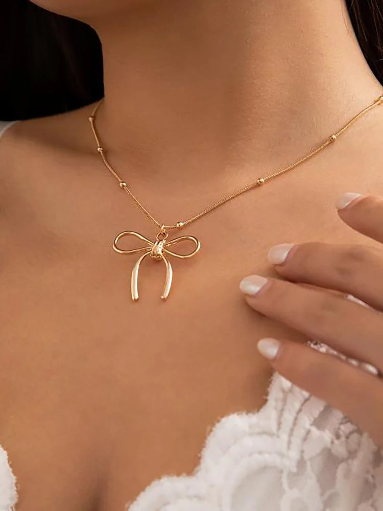 Bow Tie Artificial jewellery - Pendant Necklace