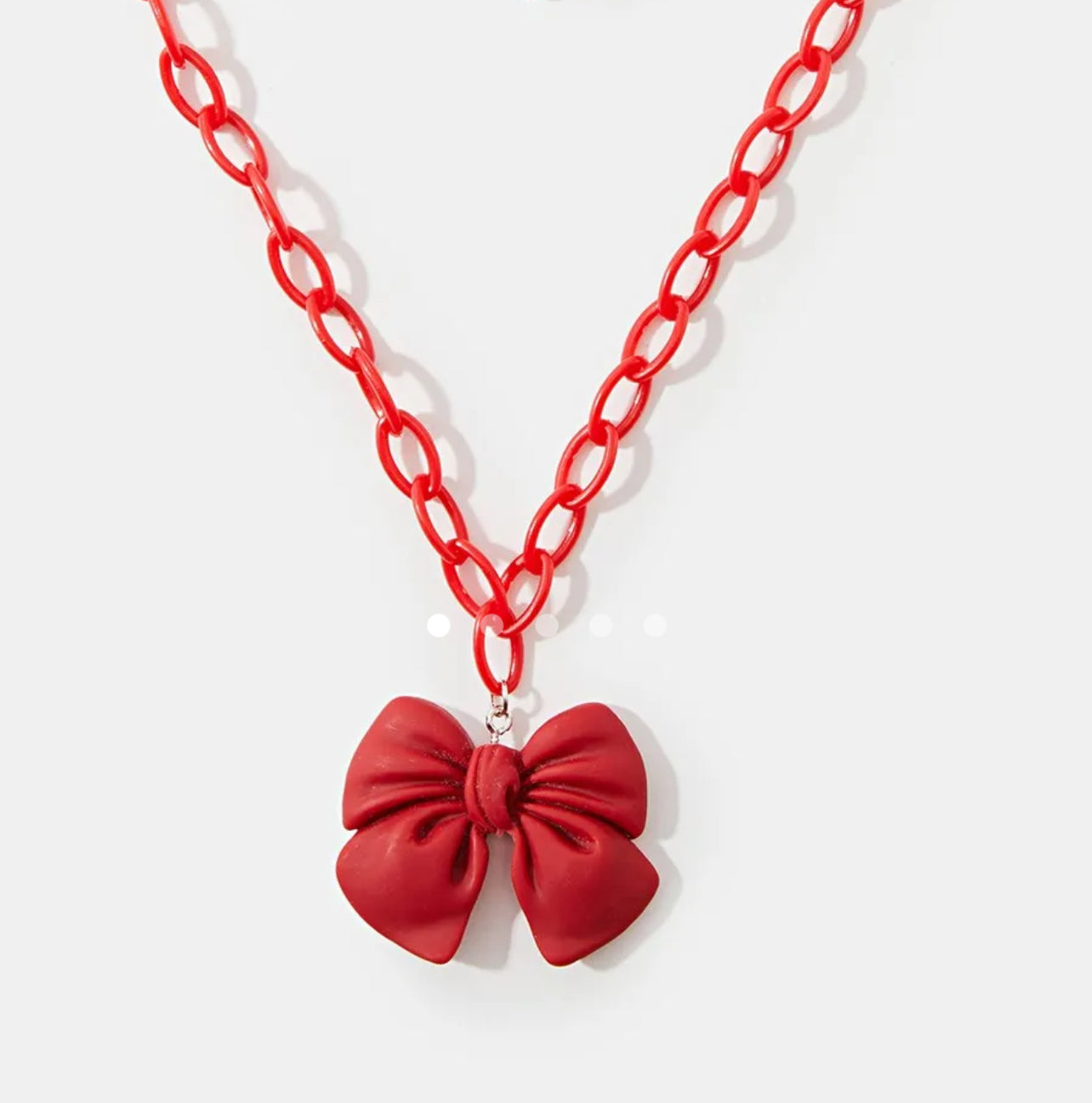 bow necklace