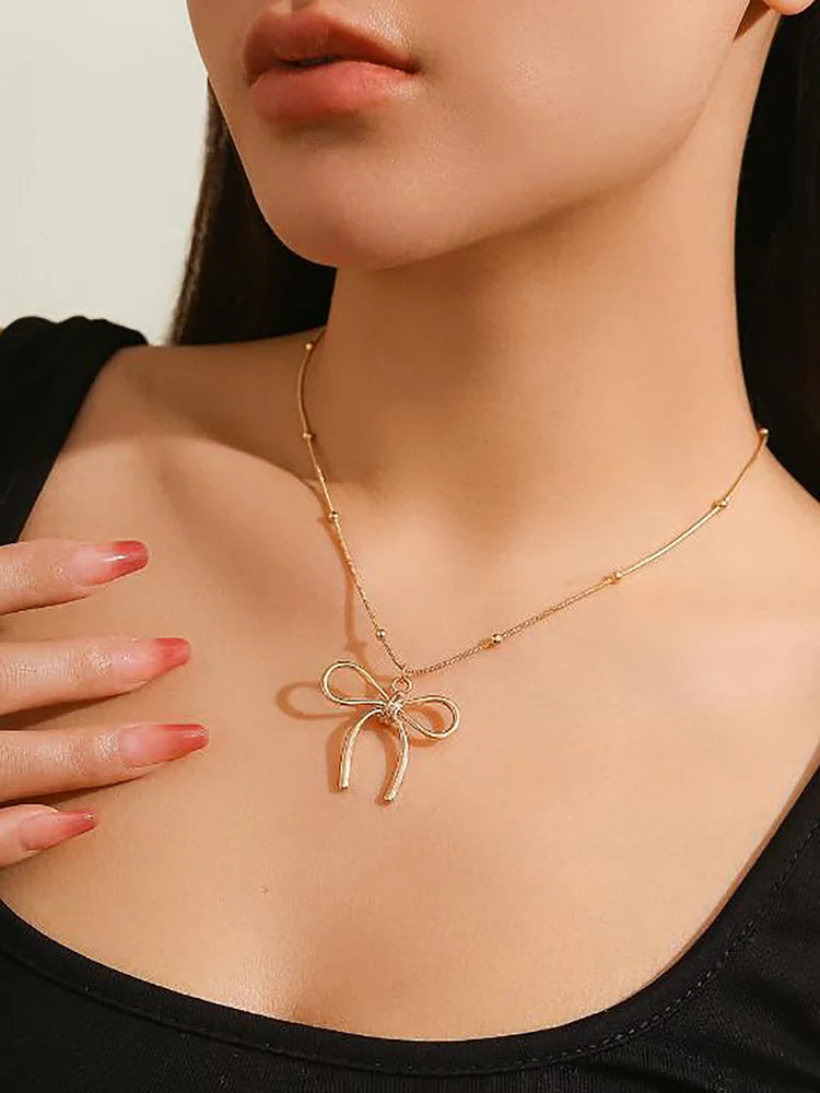 Bow Tie Artificial jewellery - Pendant Necklace