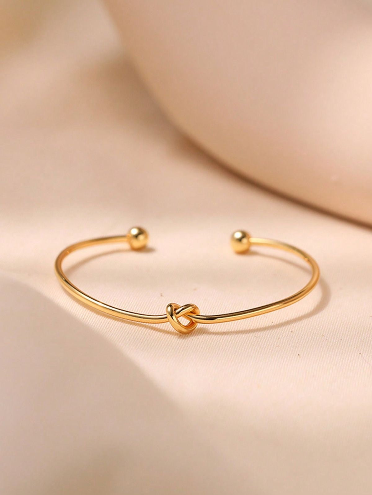 Bracelet   Trendy Elegance Charms Non Tarnish Minimalist Textured Boho Jewelry Gift for Women
